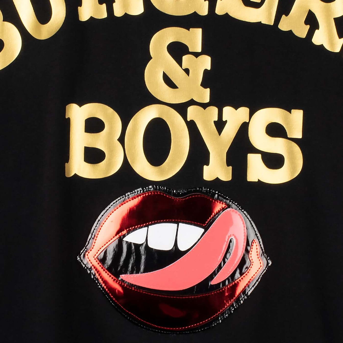 Oversize Tee "Boys & B." - black (detail application)